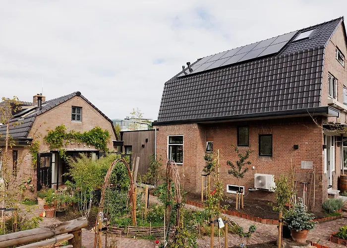 Pensjonat Rotterdam, Tinyhouse Nearby Kralingen