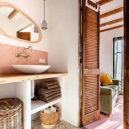 Rotterdam, Tinyhouse Nearby Kralingen 게스트하우스 3*
