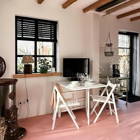 Πανσιόν Rotterdam, Tinyhouse Nearby Kralingen 3*