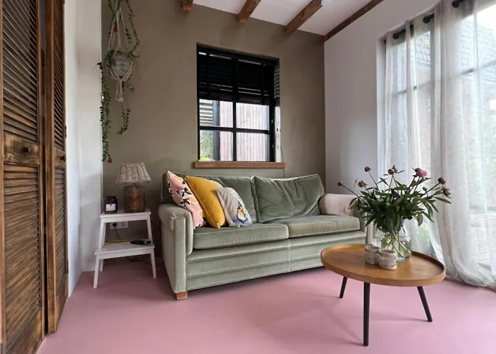 Rotterdam, Tinyhouse Nearby Kralingen Гостевой дом